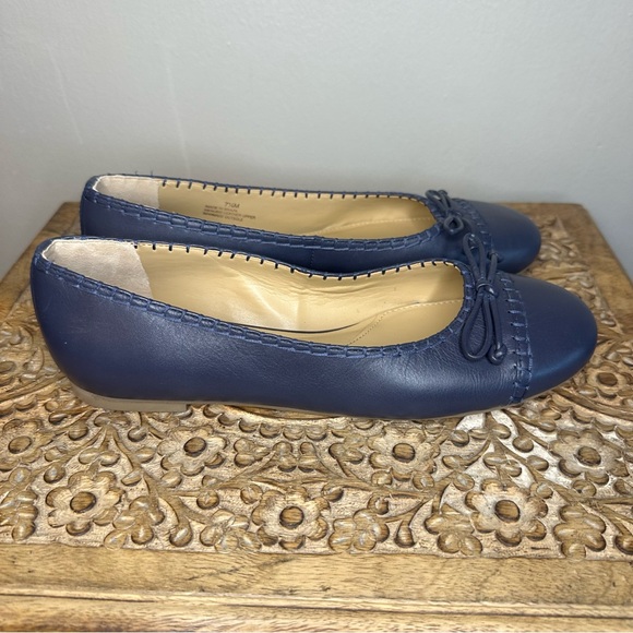 Talbots Women's Navy Stitch Nappa Ballet Flats Sz 7.5 - Picture 3 of 7